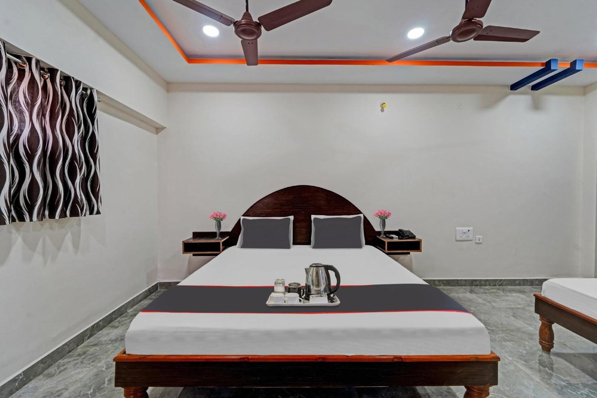 Hotel Capital O Lakshmi Residency Tirupati Exteriér fotografie